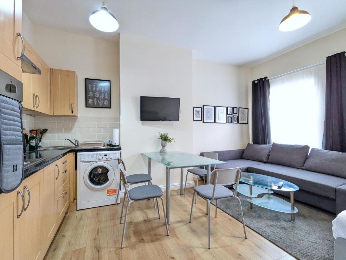 Lovely Studio In Anfield Near Centre Free Parking Ливърпул Екстериор снимка